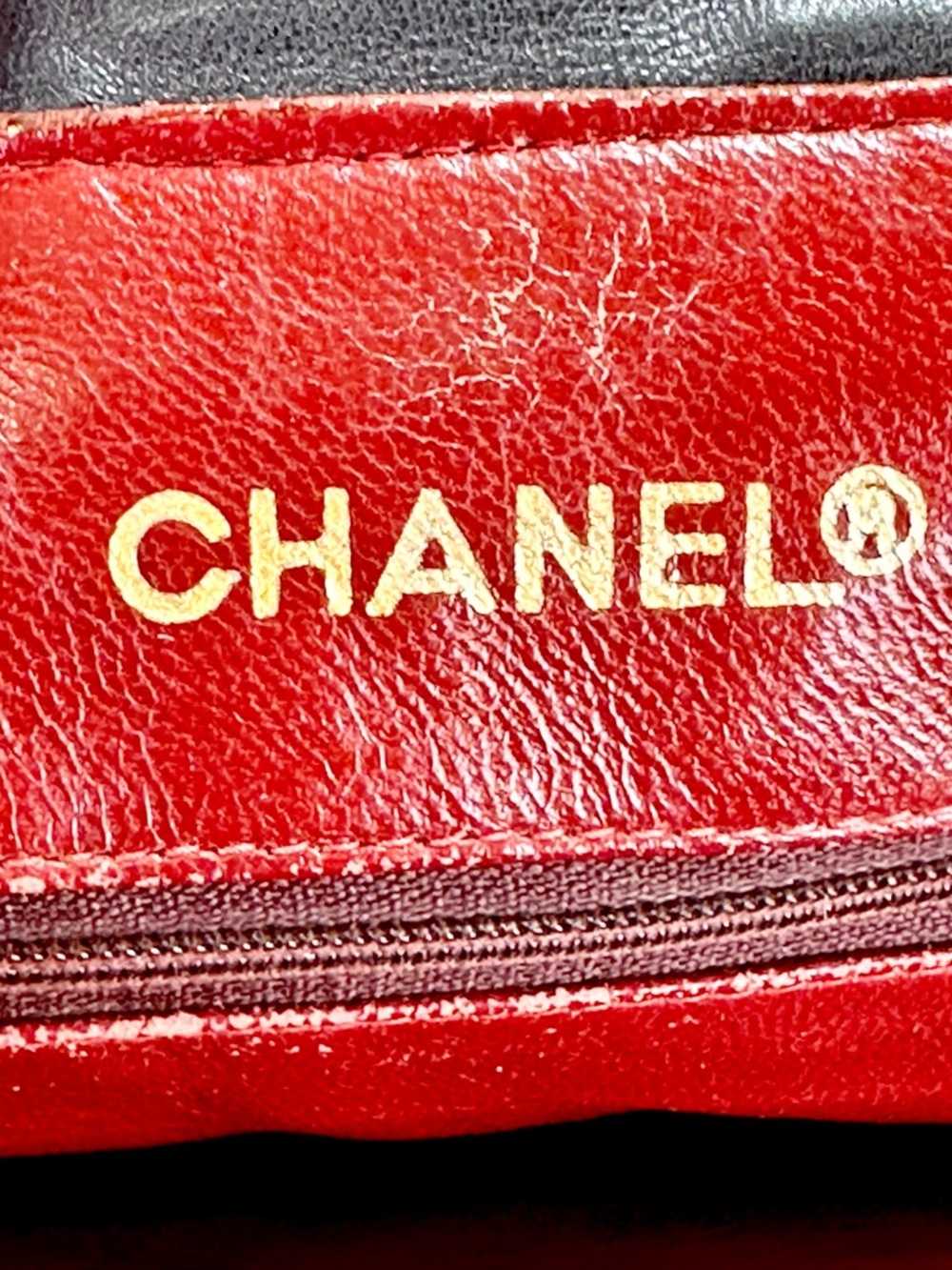 CHANEL CC Lambskin Quilted 24K goldplated HDW shoulder Series #4 1996-1997 COA - Picture 13 of 17